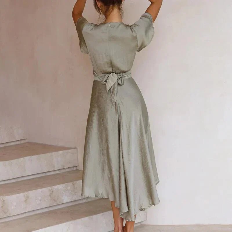 Vestido Midi Asimétrico de Satén con Escote en V Profundo y Mangas Mariposa para Mujer