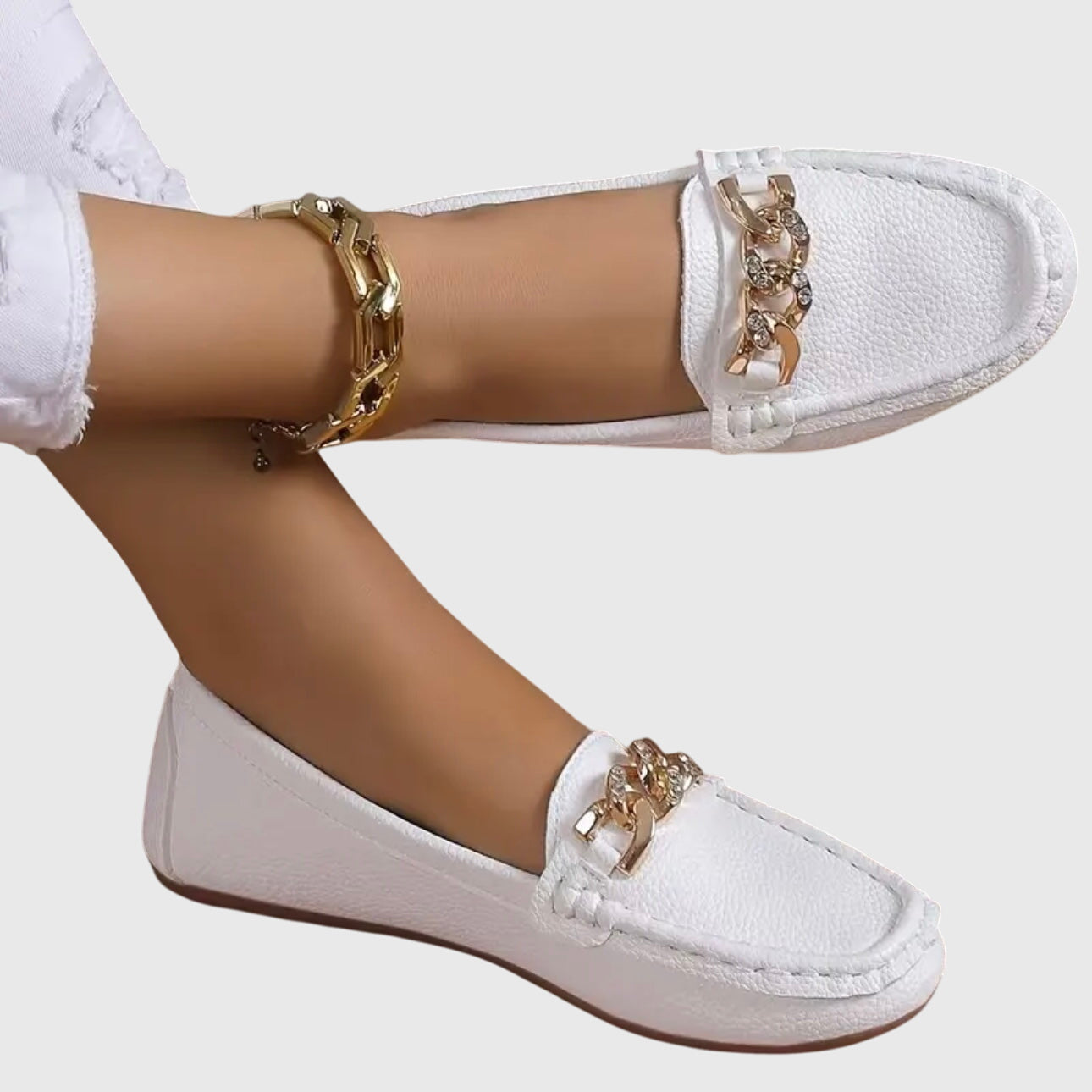 Mocasines con detalle de cadena para mujer