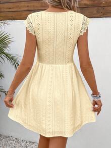 Vestido de cóctel corte A con tirantes y encaje floral para mujer