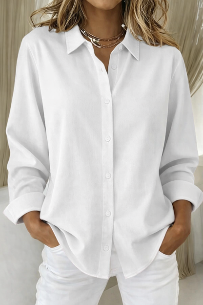 Prenda minimalista para mujer