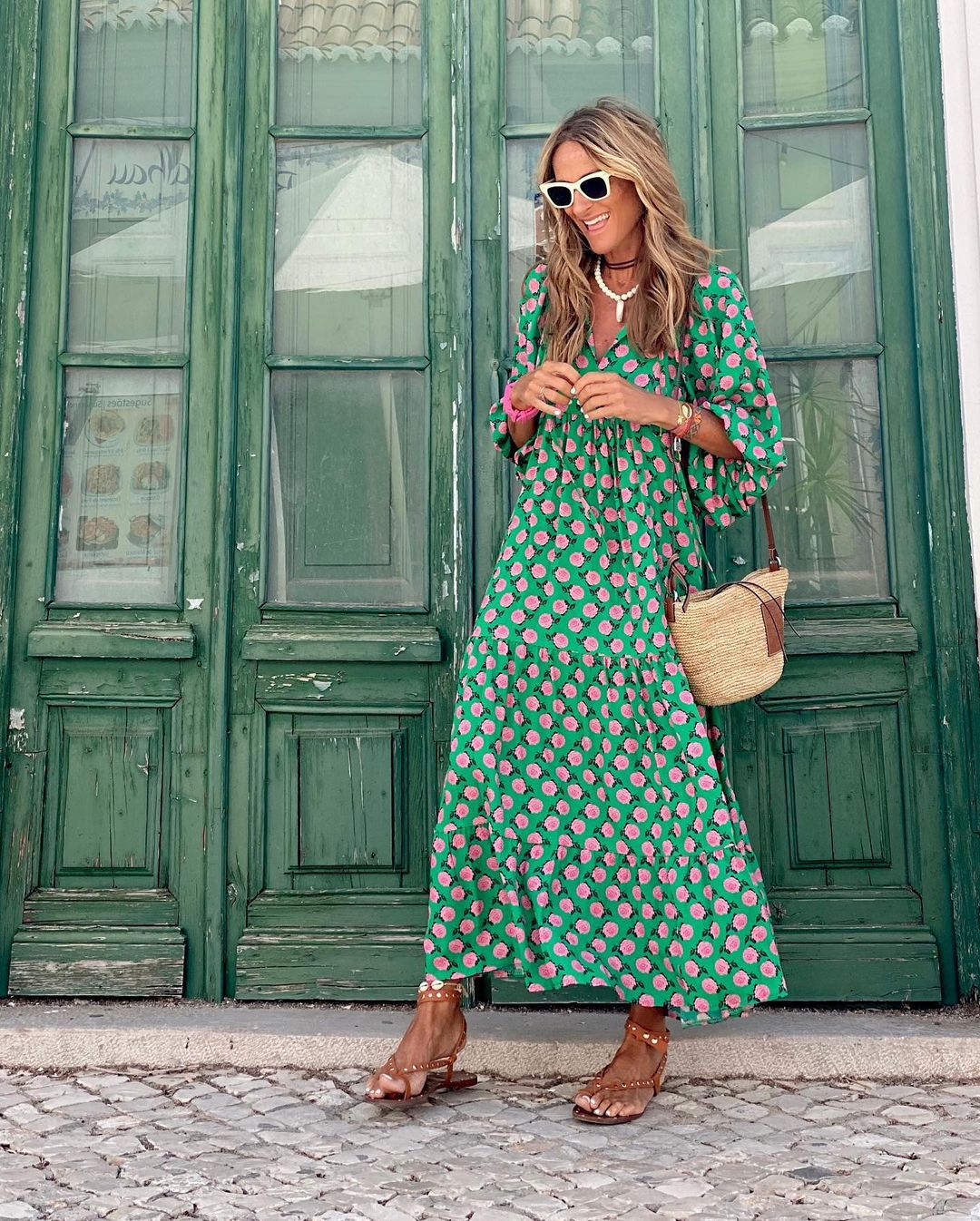 Vestido Maxi Fluido con Cuello en V y Estampado para Mujer