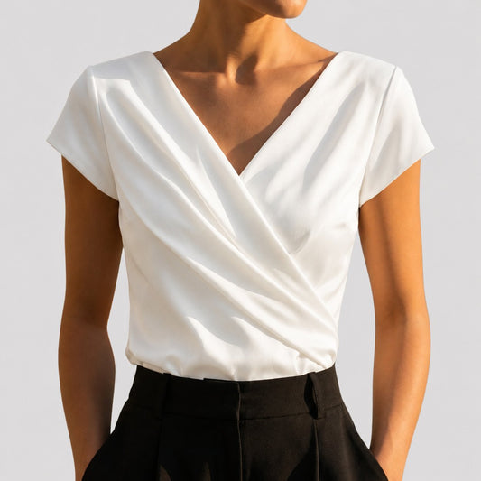 Blusa cruzada drapeada con cuello en V y manga corta para mujer