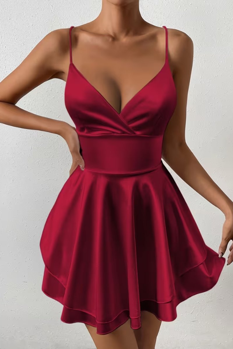 Vestido corto de cóctel skater de satén con escote en V y espalda descubierta para mujer