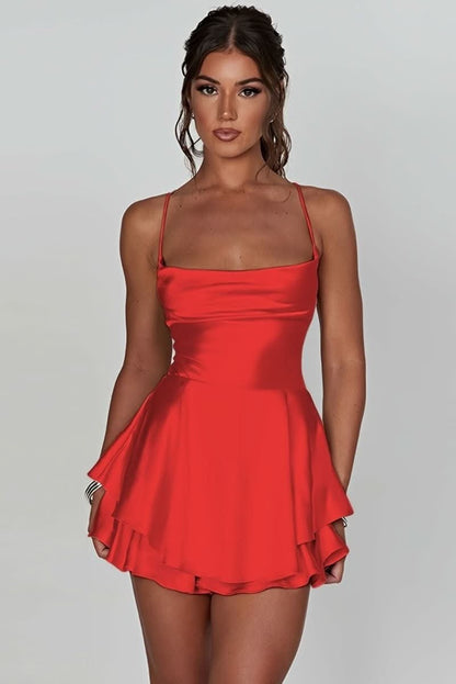 Vestido de cóctel de satén con escote cuadrado y falda con volantes para mujer
