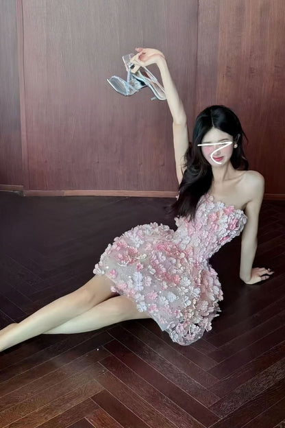 Vestido Mini de Cóctel Strapless con Apliques Florales 3D para Mujer