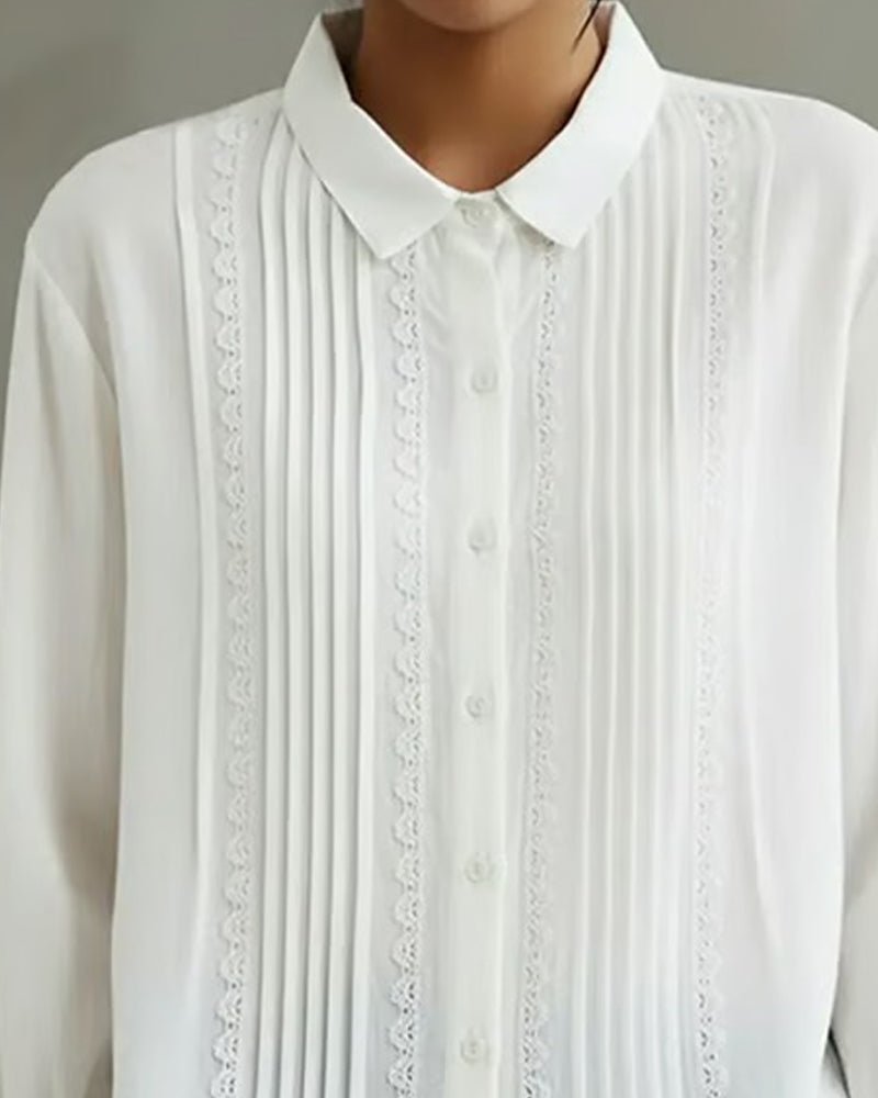 Blusa Abotonada de Manga Larga con Encaje y Plisados para Mujer