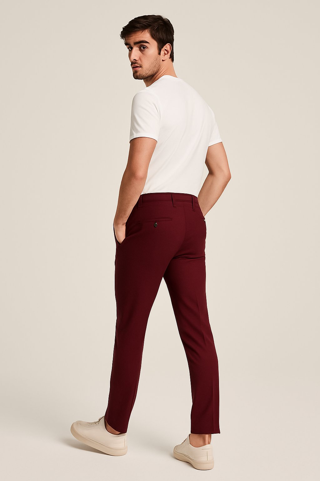 Pantalón formal entallado de corte slim para hombre