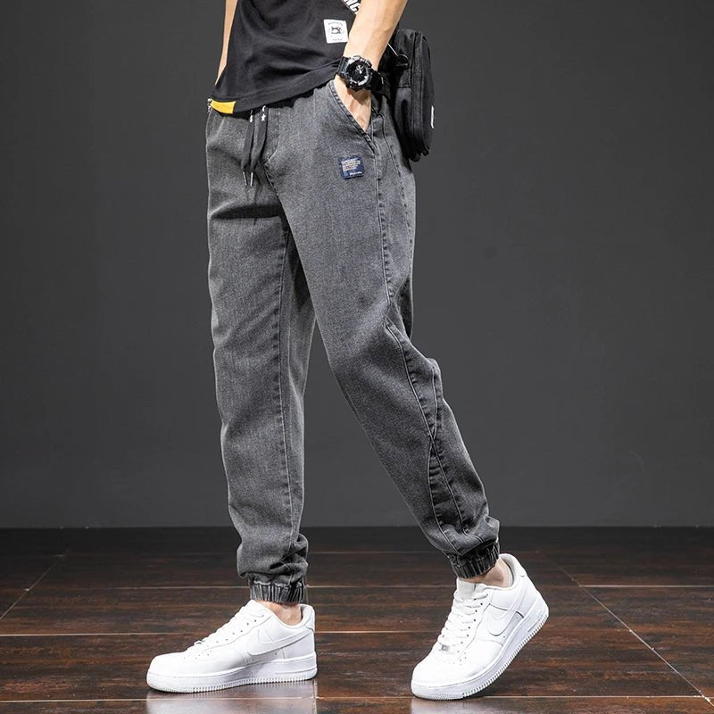 Pantalón Jogger de Mezclilla Elasticada con Pretina Ajustable para Hombre