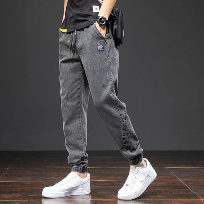 Pantalón Jogger de Mezclilla Elasticada con Pretina Ajustable para Hombre