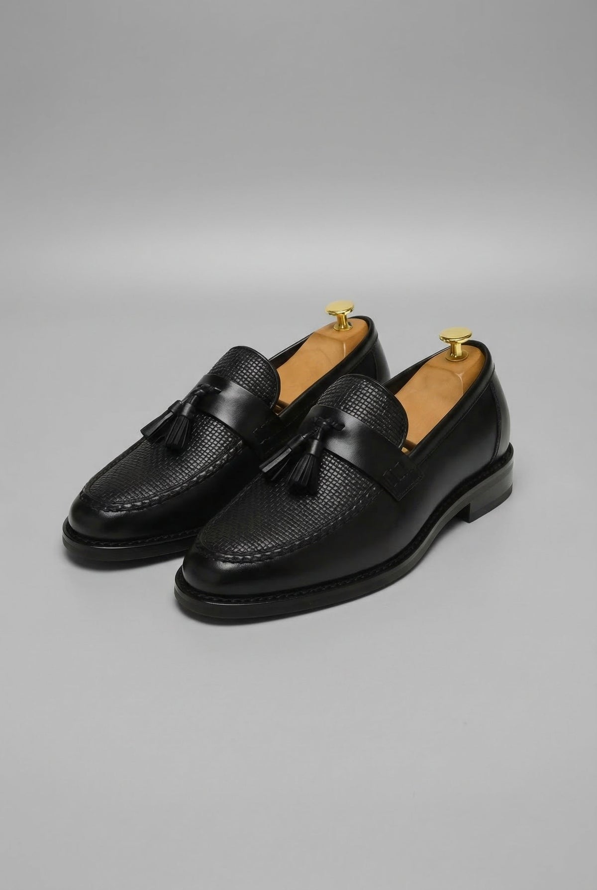 Mocasines Negros Trenzados con Borlas para Hombre