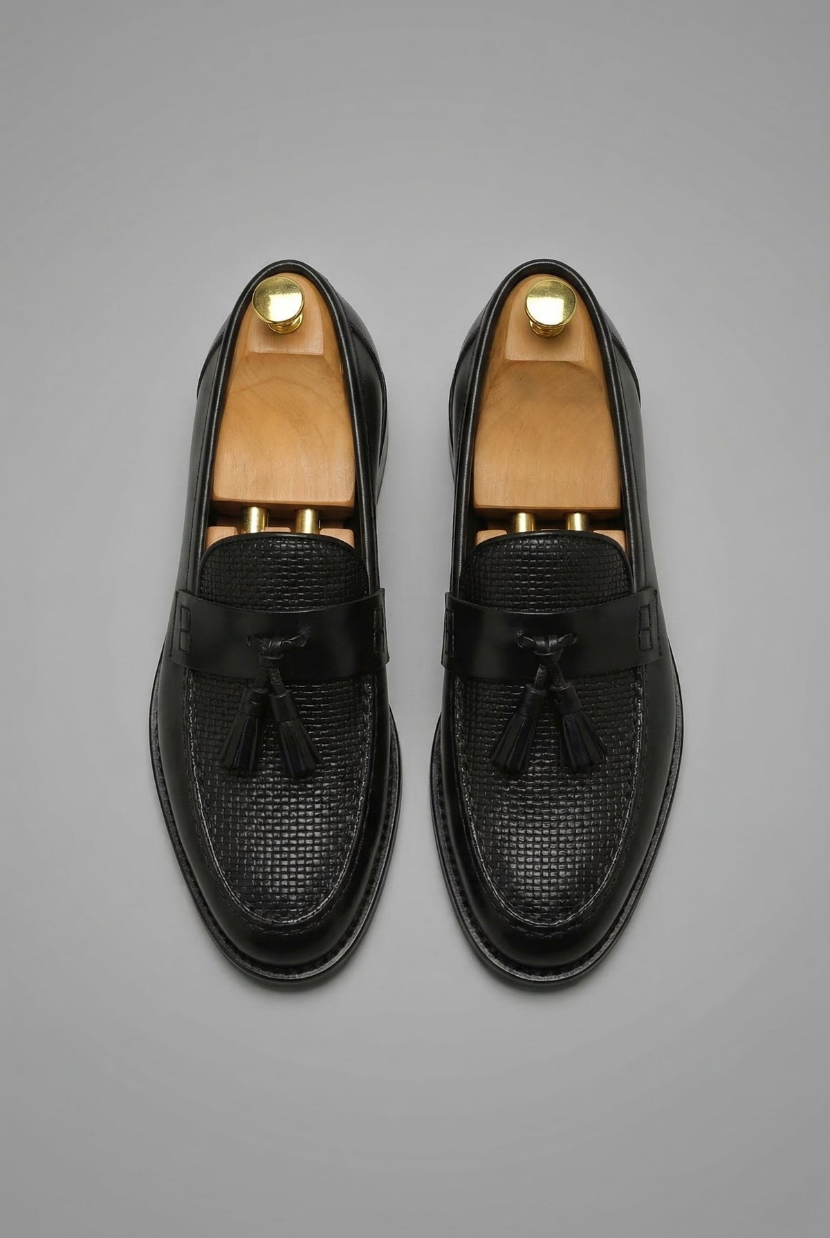 Mocasines Negros Trenzados con Borlas para Hombre