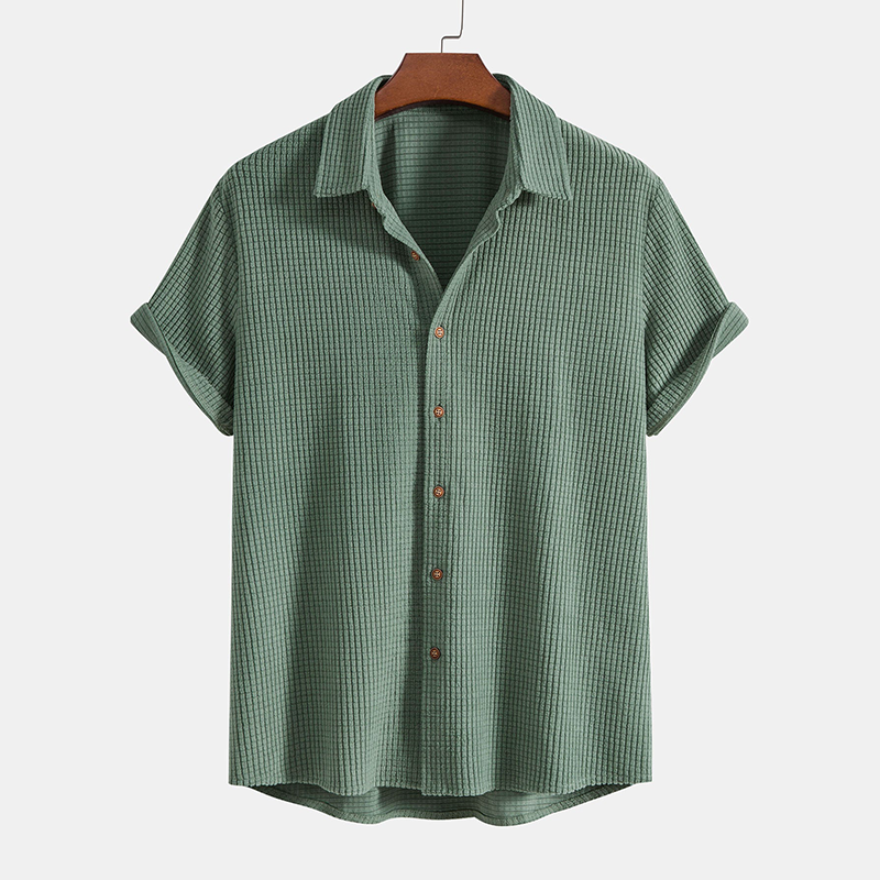 Conjunto casual de dos piezas con camisa de manga corta y shorts para hombre