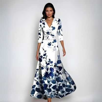 Vestido maxi cruzado con estampado floral para la madre de la novia