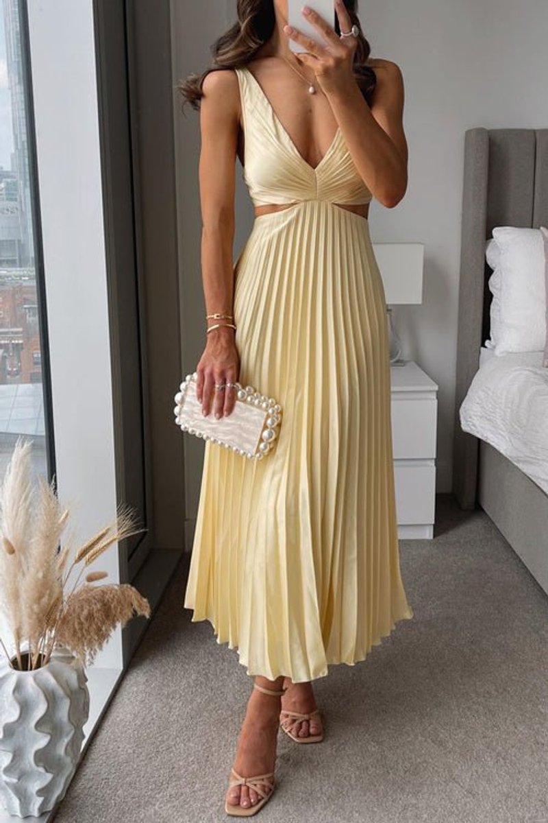 Vestido maxi plisado sin mangas con escote en V para madre de la novia